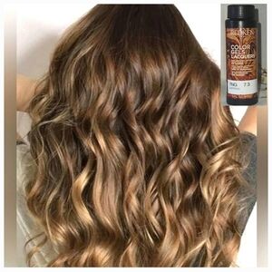 Redken Color Gels Lacquer (High Saturation Permanent Liquid Lacquer) 7NG Saffron